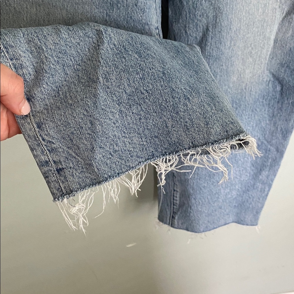 Abercrombie & Fitch Women’s Light Blue Mom Jeans with belt size 8 size 29 - Picture 4 of 7